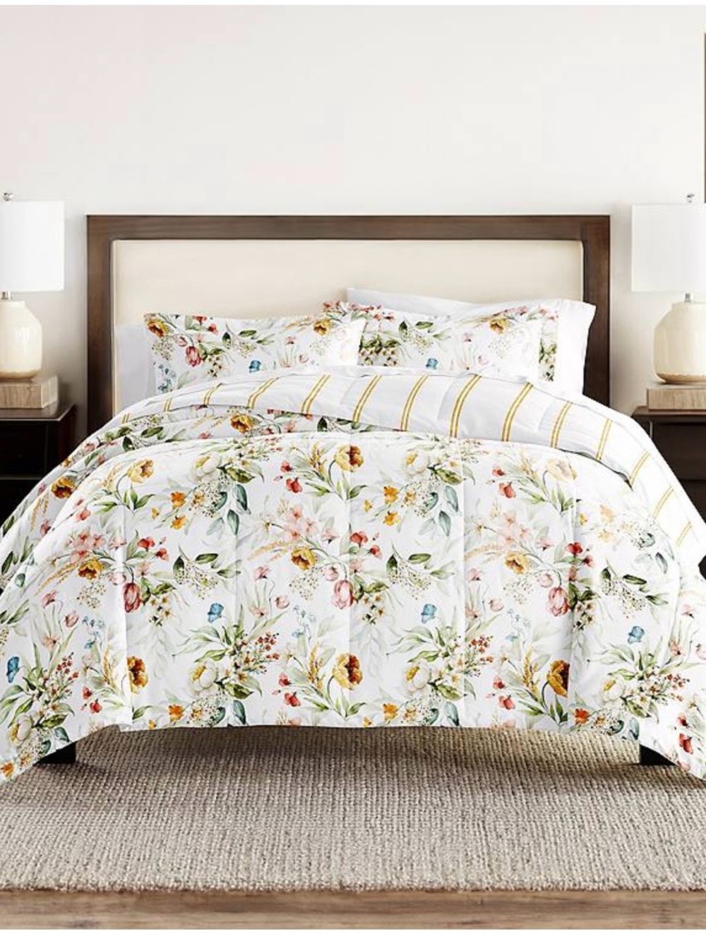 Home Collection Floral White Comforter with Multicolor Accents